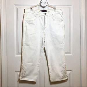 Gloria Vanderbilt Women’s Embroidered Leg Denim Capri Jeans White Size 10